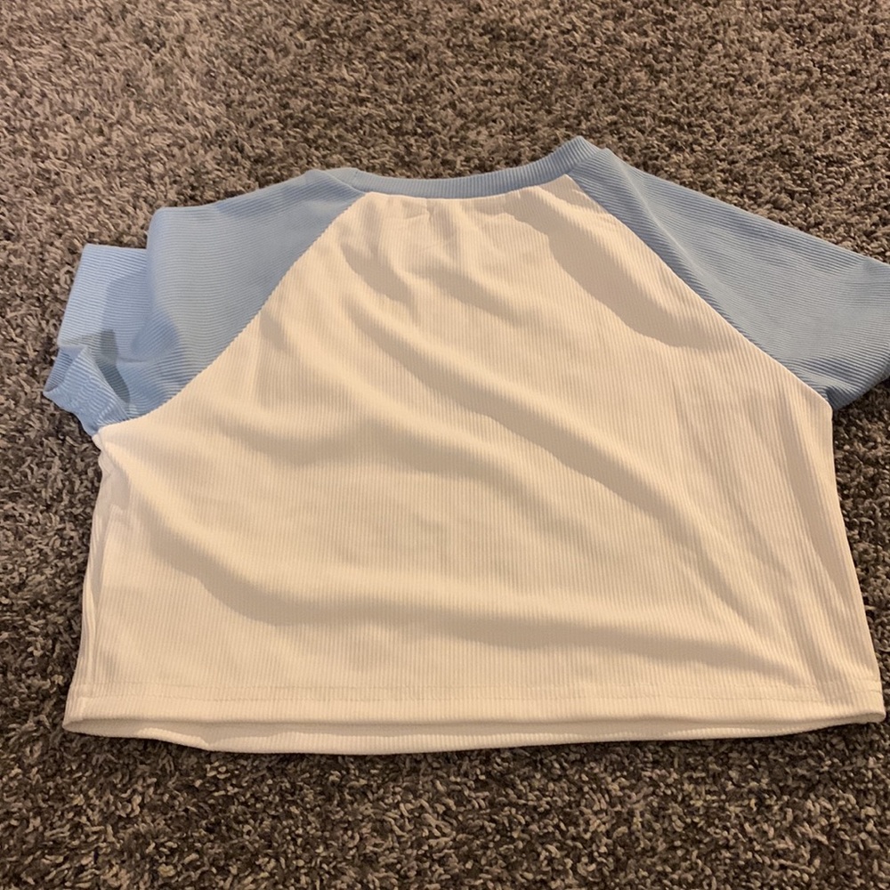 Brand new t-shirt from Shien - Picture 2 of 2